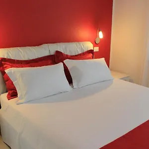 https://rooms-breakfast-il-punto.hotelinveneto.com
