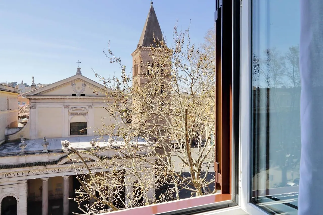 Sonnino Suite Rom 2*,  Italien