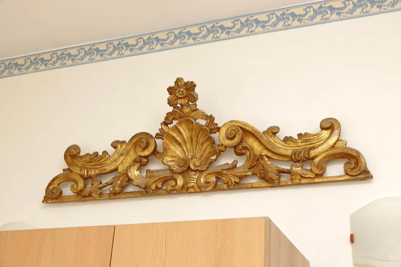 Sonnino Suite Roma Italia